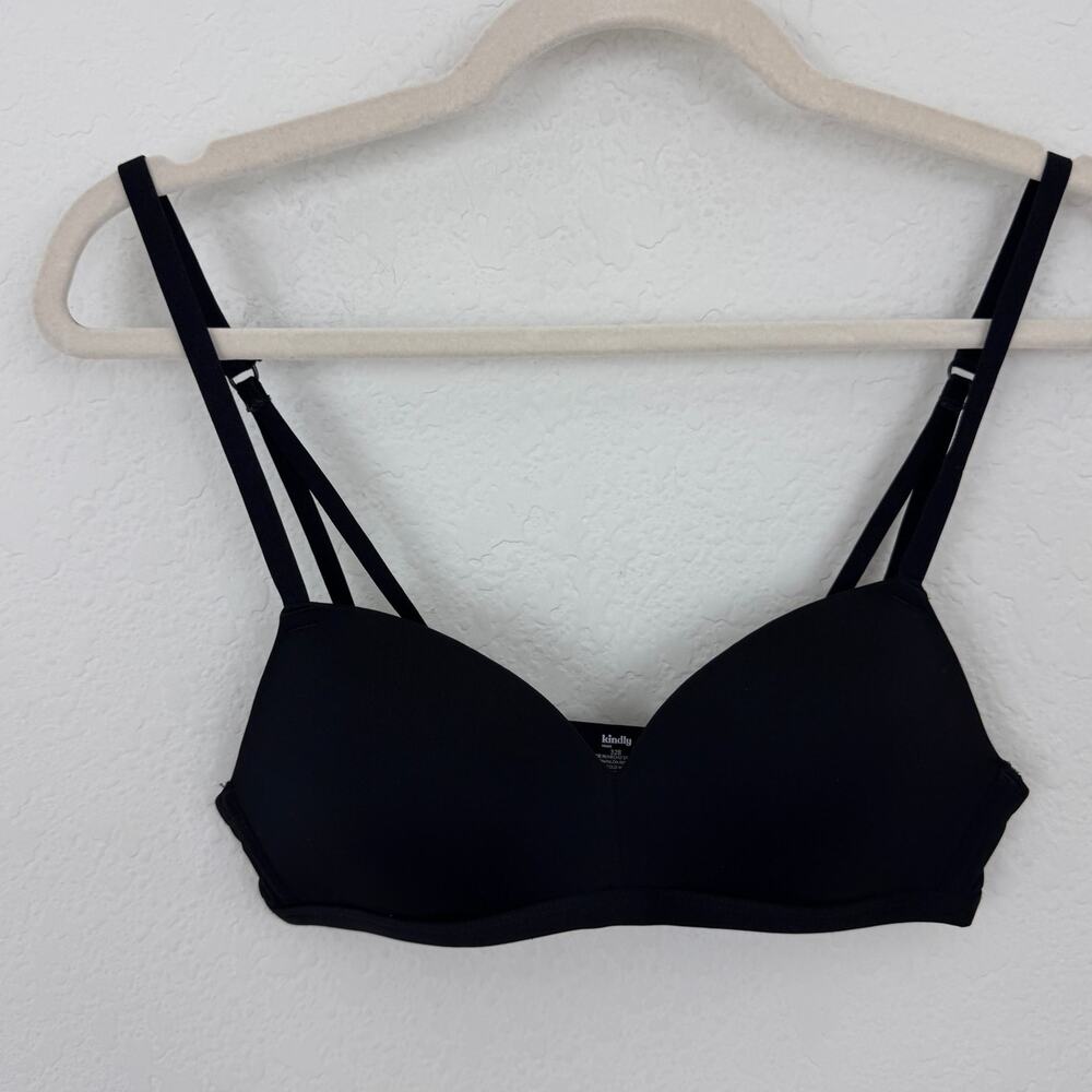 Kindly Yours Women Sustainable Wireless T Shirt Bra Sz 32B Minimal Strappy Black